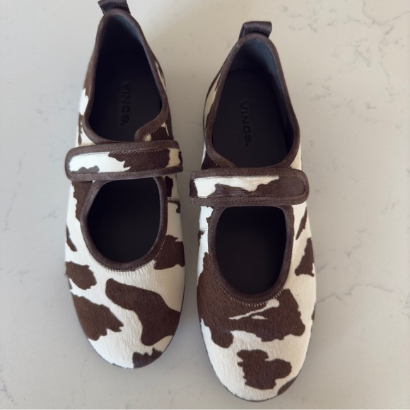 Vince Silvy Cowhair Ballet cow print  Flats New Size: 6 - Picture 1 of 5